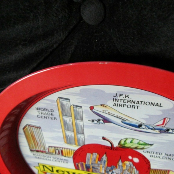 Vintage Tin Platter Tray New York - Firm Price- Made Hong Kong- - Picture 6 of 7
